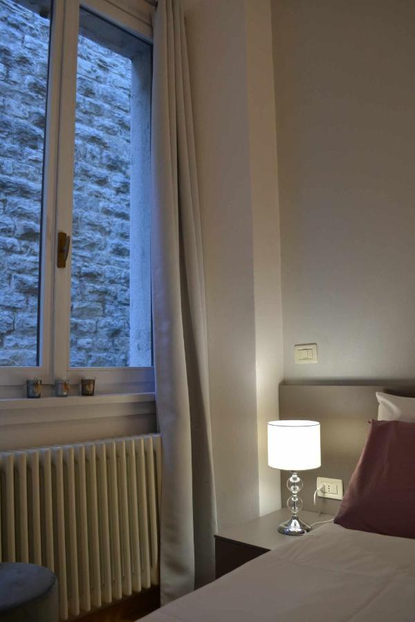 Lantica Torre Apartment Riva del Garda Exterior photo