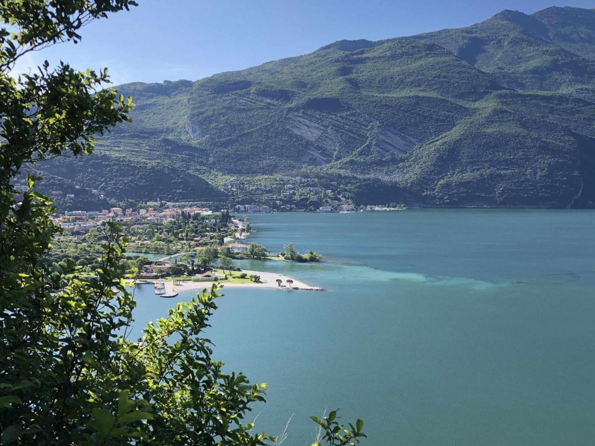 Lantica Torre Apartment Riva del Garda Exterior photo